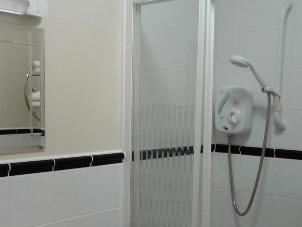 Hotel Clancys Of Glenfarne Habitación foto